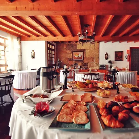 Pazo Revel & Отель Санхенхо