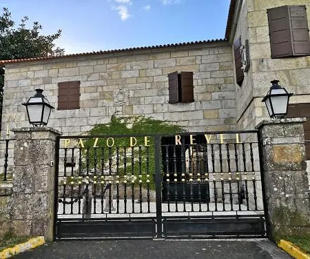 Pazo Revel & 2* Санхенхо